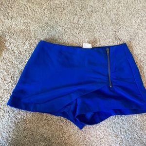 Blue skort
